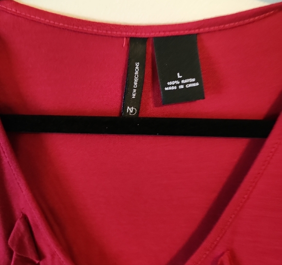 New Directions Deep Red Ruffled Tank Top - Picture 2 of 3